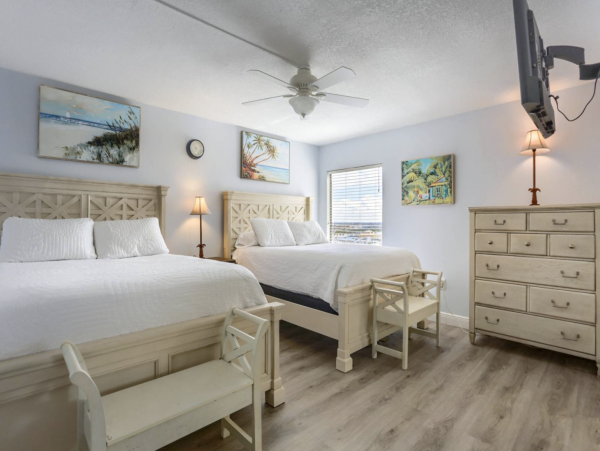 Luxury Clearwater Beach Condo with 2 Bedrooms