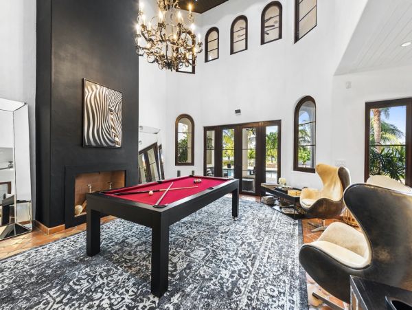 Luxury Miami Vacation Home Ten Bedroom