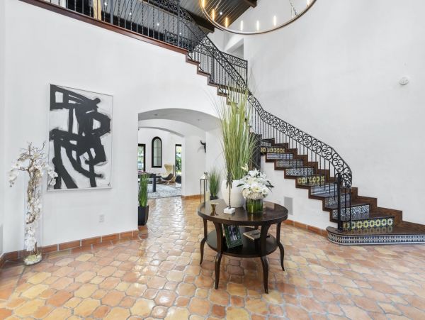 Luxury Miami Vacation Home Ten Bedroom