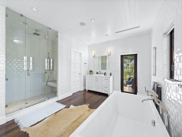 Luxury Miami Vacation Home Ten Bedroom