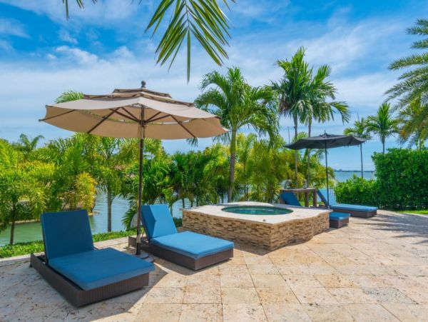 Luxury Miami Vacation Home Ten Bedroom