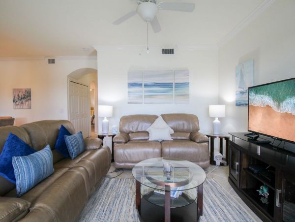 Bradenton Two Bedroom Lakefront Vacation Rental