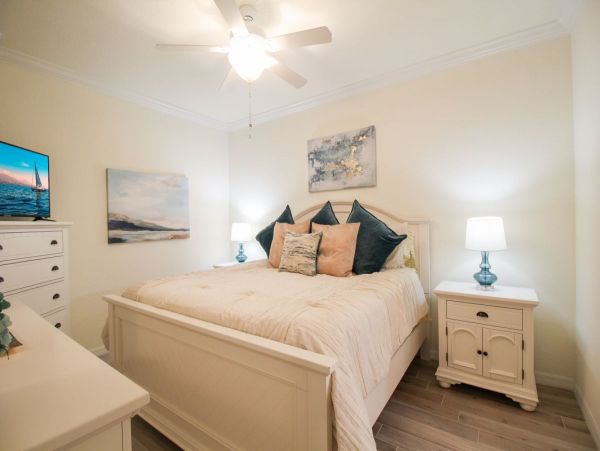Bradenton Two Bedroom Lakefront Vacation Rental