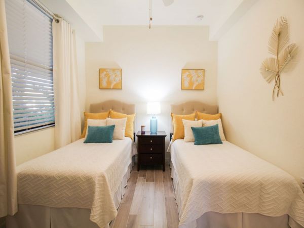 Bradenton Two Bedroom Lakefront Vacation Rental