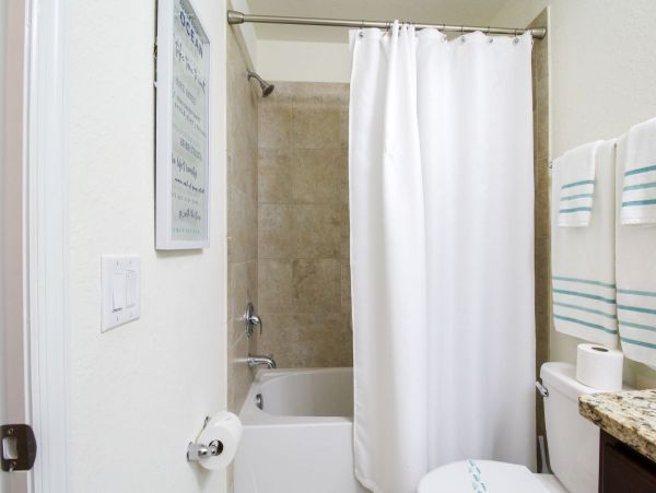 Bradenton Two Bedroom Lakefront Vacation Rental