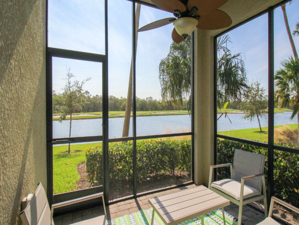 Stunning Vacation Condo with 3 Bedrooms & Lake Views