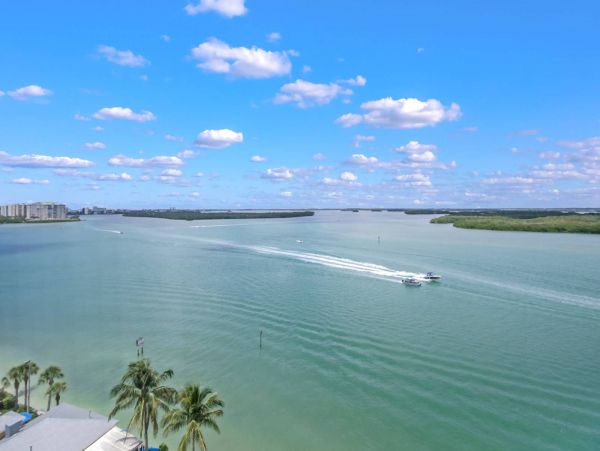 Lovely Vacation Condo with Private 9th Floor Open Balcony