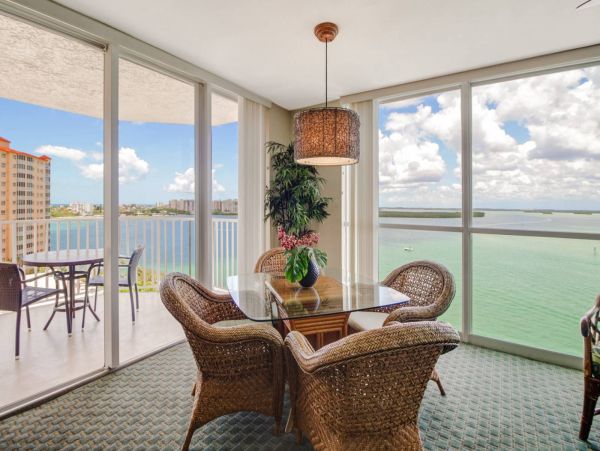 Lovely Vacation Condo with Private 9th Floor Open Balcony