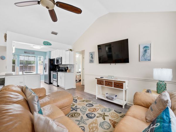 Panama City Beach Lovely Home Away From Home