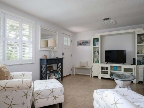 Manasota Vacation Home Two Bedroom Walk to Beach