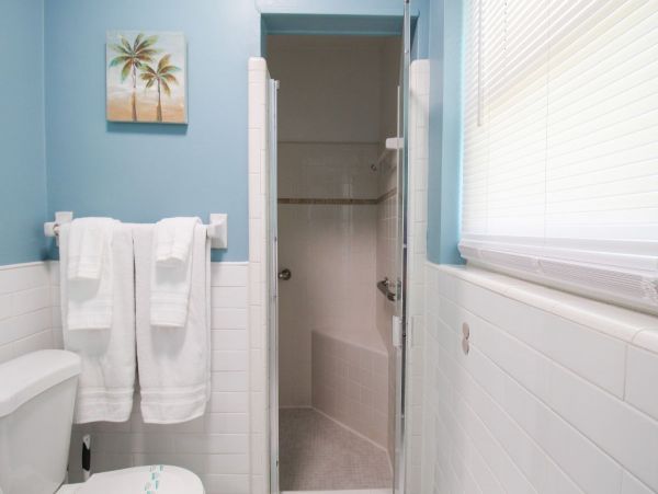 Stunning 3 Bedroom Bungalow Sleeps 6 Guests