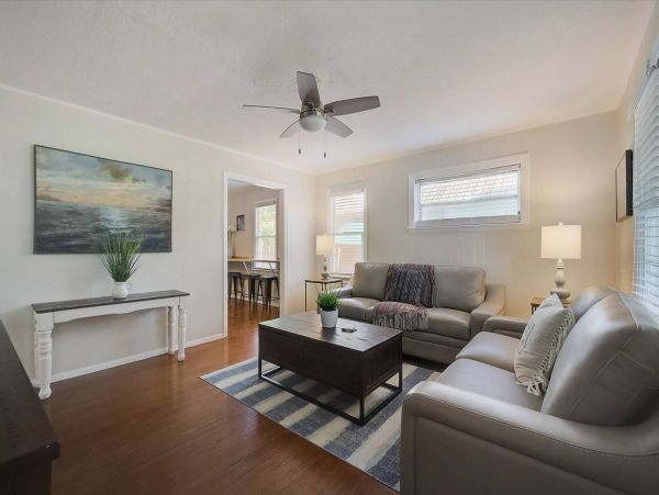 Beautiful Home Minutes from Downtown Dining, Shopping & Nightlife Sarasota