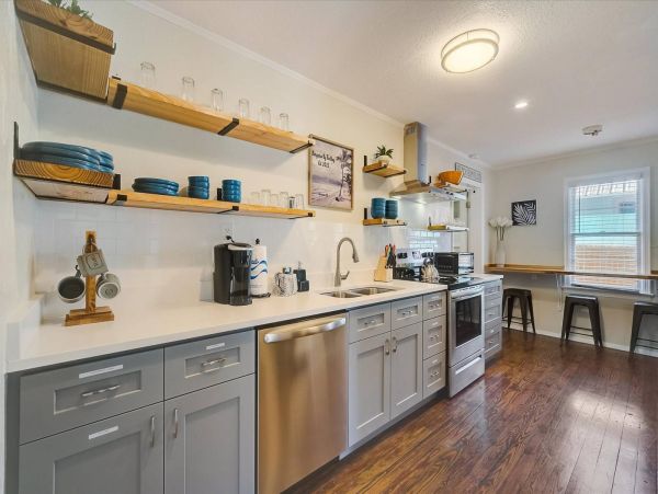 Beautiful Home Minutes from Downtown Dining, Shopping & Nightlife Sarasota
