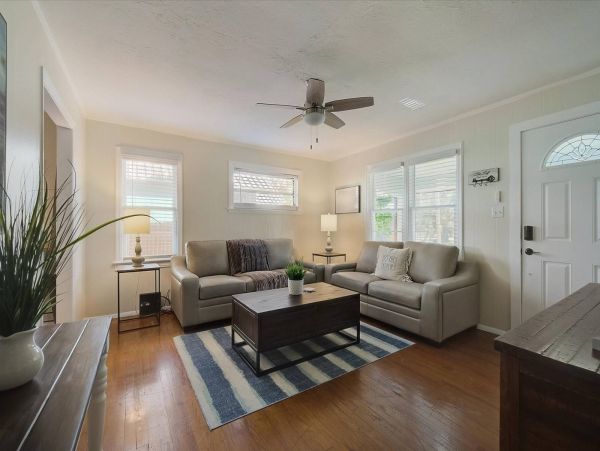 Beautiful Home Minutes from Downtown Dining, Shopping & Nightlife Sarasota