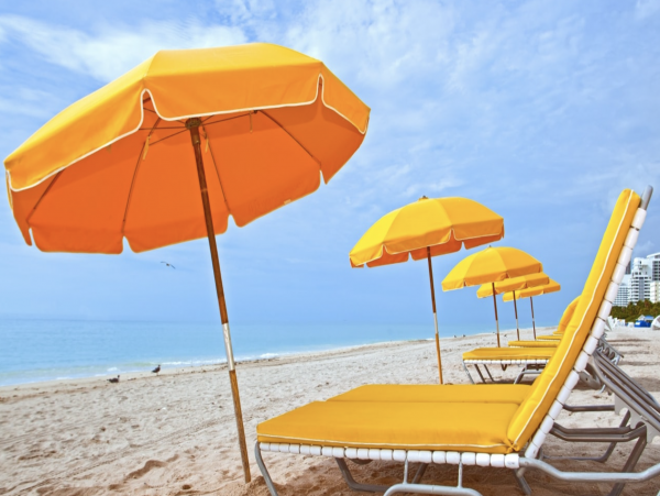 Charming Siesta Key Rental Stroll to Beach!