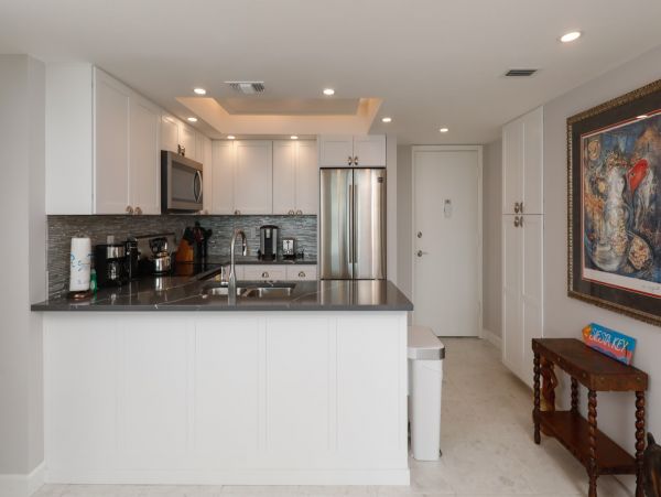 Siesta Key 2 Bedroom Condo Short Walk to Beach