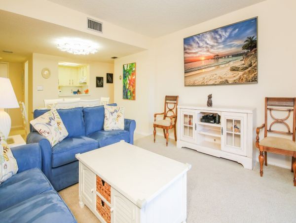Lovely Siesta Key Vacation Rental with Great Amenities