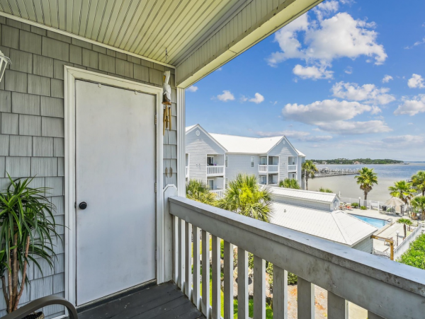 Lovely Condo with 2 Bedrooms in Fort Walton Beach