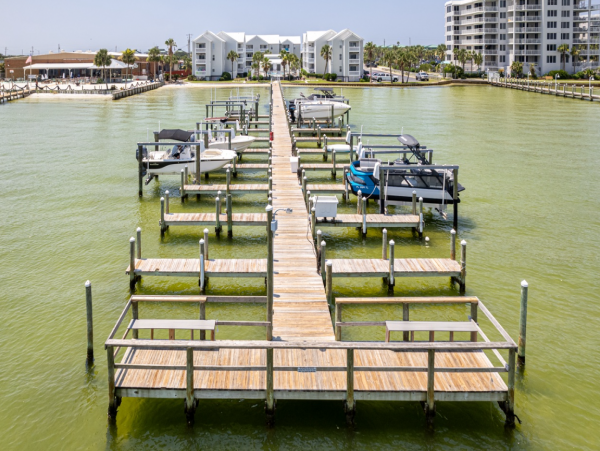 Lovely Condo with 2 Bedrooms in Fort Walton Beach