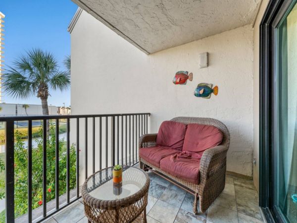 Three Bedroom Unit with the Perfect Location for a Family Vacation