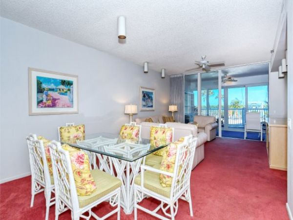 Walk to the Beach Longboat Condo with Bay Views