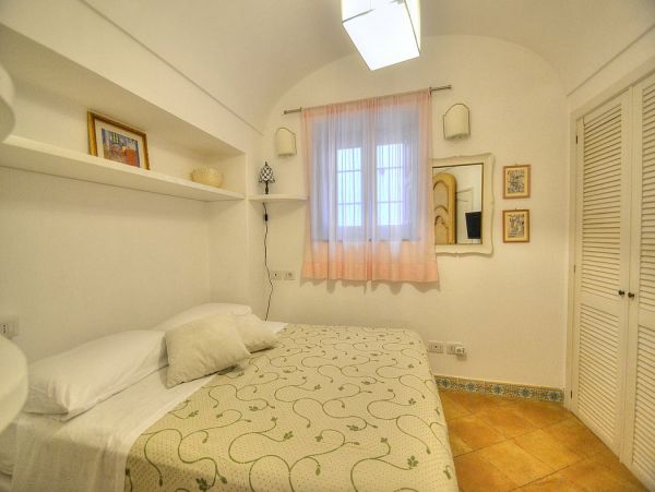 Positano Charming Vacation Villa with Great Views Sleeps 4