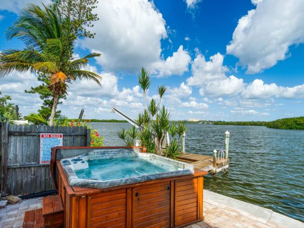Siesta Key Vacation Home One Bedroom