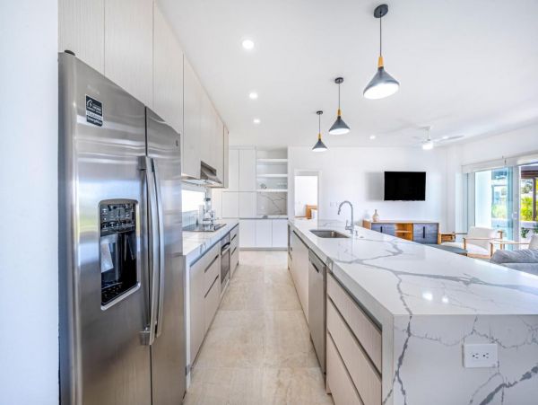 Tranquil Five Bedroom Townhome with Shared Pool & Spa in Playa Avellana