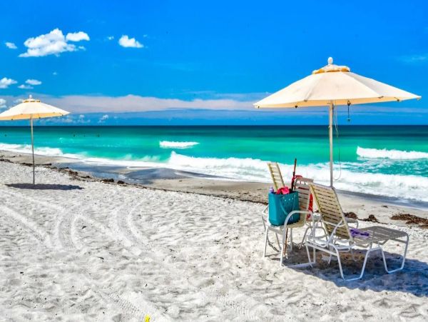 Longboat Key Vacation Rental - Beachfront Condo with Pool & Tennis