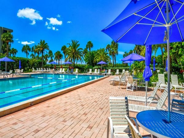 Longboat Key Vacation Rental - Beachfront Condo with Pool & Tennis