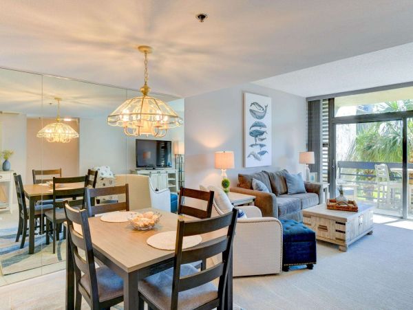 Longboat Key Vacation Rental - Beachfront Condo with Pool & Tennis