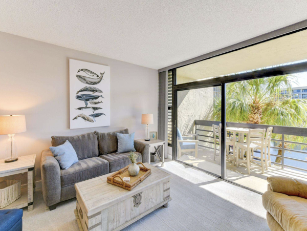 Longboat Key Vacation Rental - Beachfront Condo with Pool & Tennis