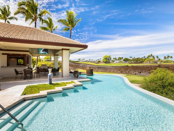 Kohala Coast 4 Bedroom Home with Pool & Spa