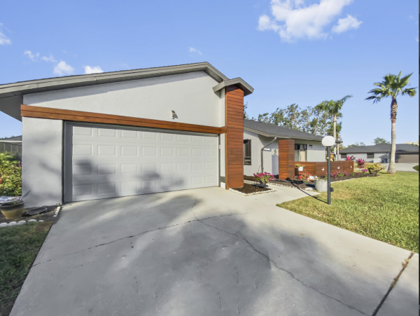 Charming Contemporary Sarasota Rental Home