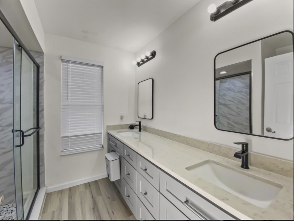 Charming Contemporary Sarasota Rental Home