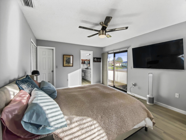Charming Contemporary Sarasota Rental Home