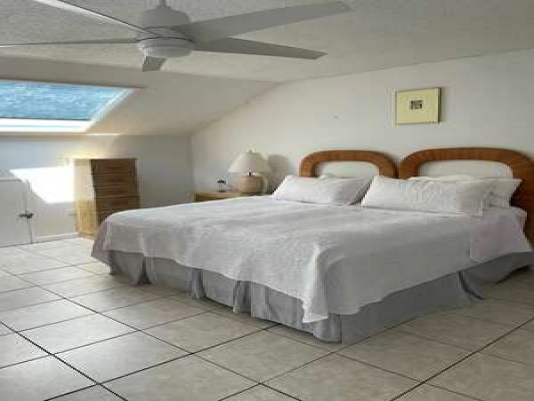 Three Bedroom Beachfront Condo In St. Thomas