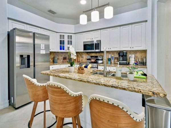 Cape Coral Pool Home For your Next Vacation
