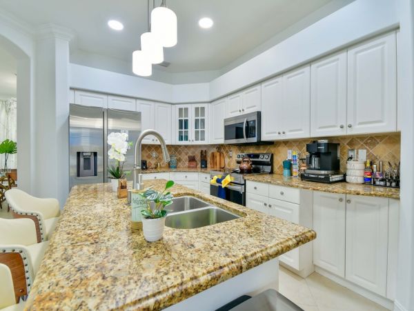Cape Coral Pool Home For your Next Vacation