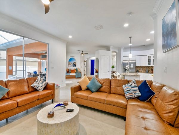 Cape Coral Pool Home For your Next Vacation