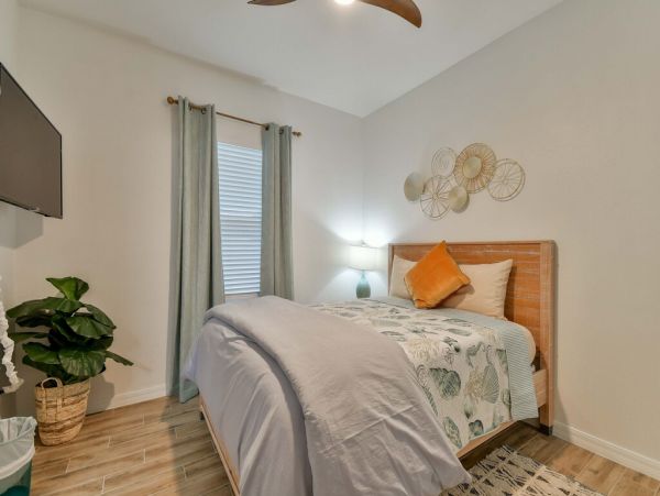 Cape Coral Pool Home For your Next Vacation