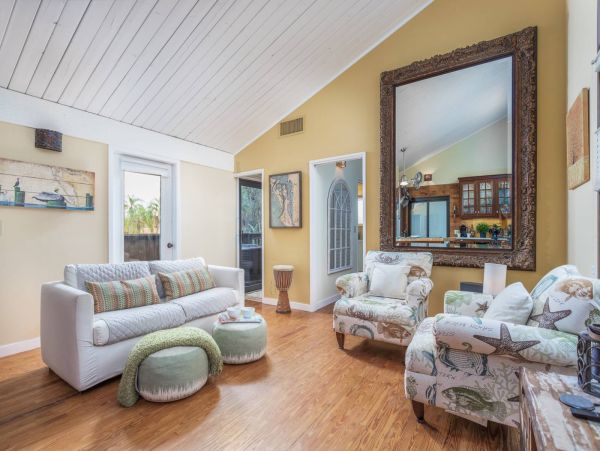 Charming Condo with 1 Bedroom in Siesta Key