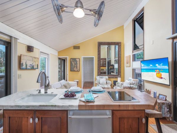 Charming Condo with 1 Bedroom in Siesta Key