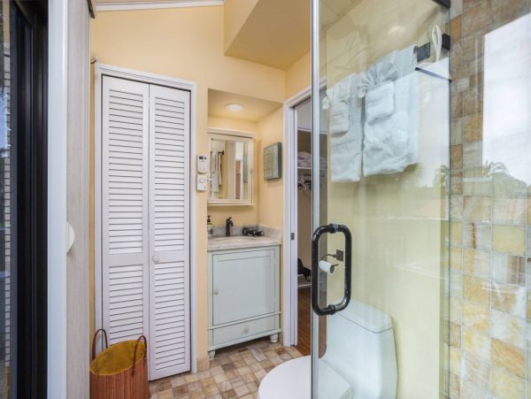Charming Condo with 1 Bedroom in Siesta Key