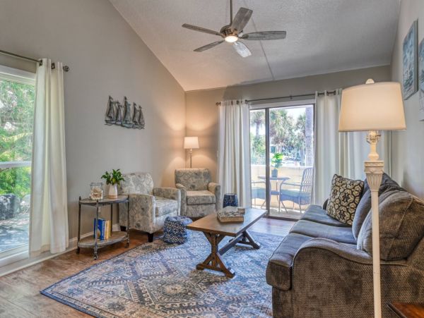 St. Augustine Vacation Condo Two Bedroom Walk to Beach