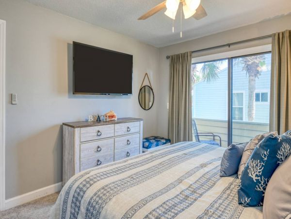 St. Augustine Vacation Condo Two Bedroom Walk to Beach