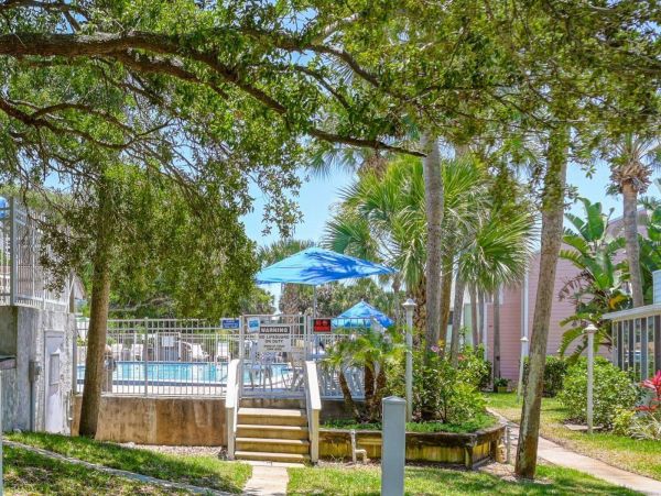 St. Augustine Vacation Condo Two Bedroom Walk to Beach