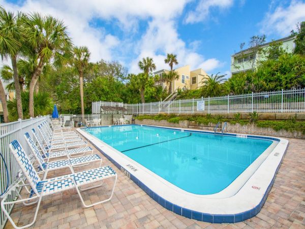 St. Augustine Vacation Condo Two Bedroom Walk to Beach