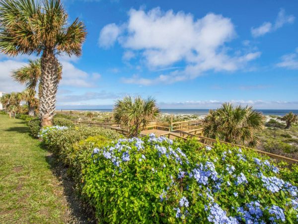St. Augustine Vacation Condo Two Bedroom Walk to Beach