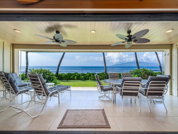 Oceanfront Lahaina Vacation Condo Four Bedroom